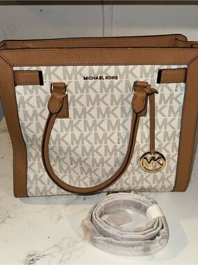 Michael Kors Beige/White MK Logo Tote with Tan Trim